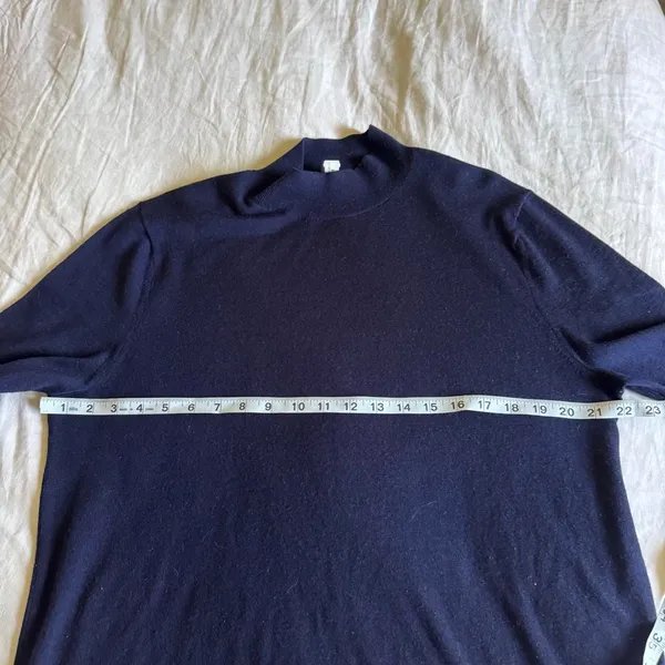 Banana Republic 100% Merino Wool Navy Mock Neck Sweater Tall L 90s Minimalist - Image 4