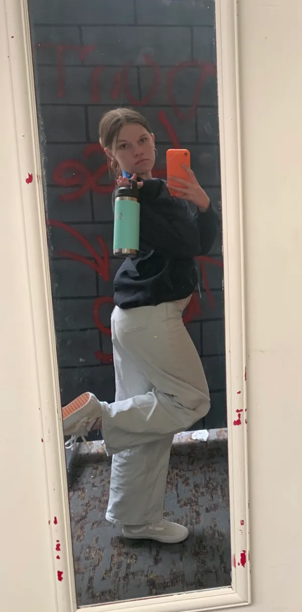 SO Baggy Light Washed Jeans - Image 3