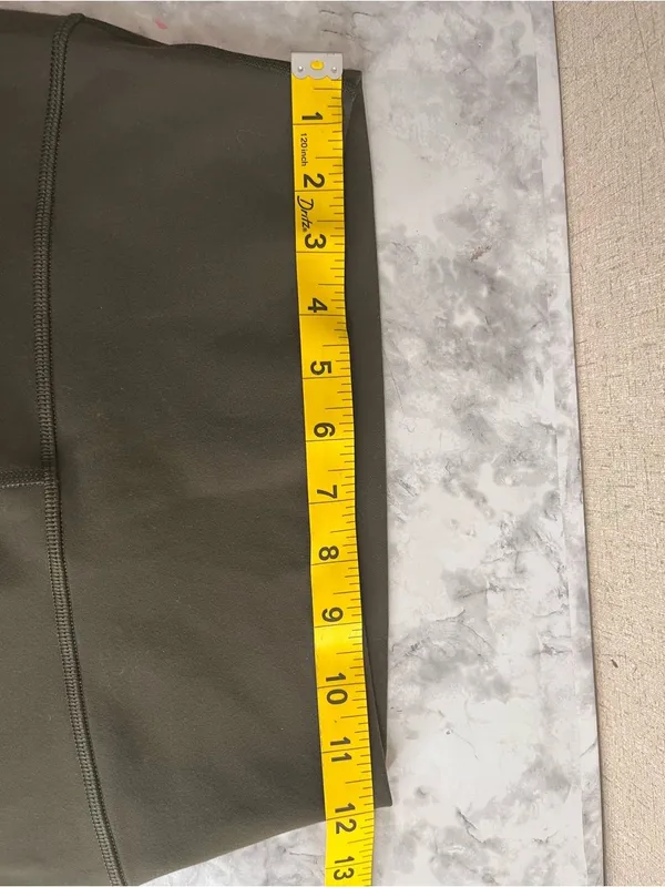 lululemon Align™ High-Rise Pant Army Green. Size 6 - Image 5