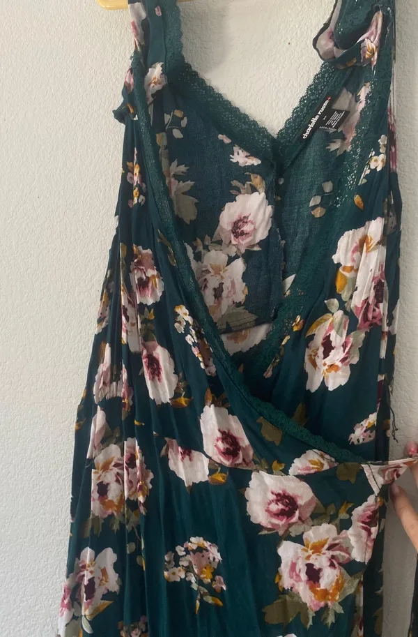 Green Floral Wrap Dress - Image 4