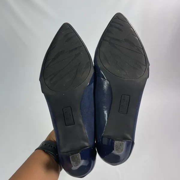 Anne Klein Womens 9.5M‎ AK7MAUREEN Navy Blue Pointed Toe Kitten Heels Patent - Image 7
