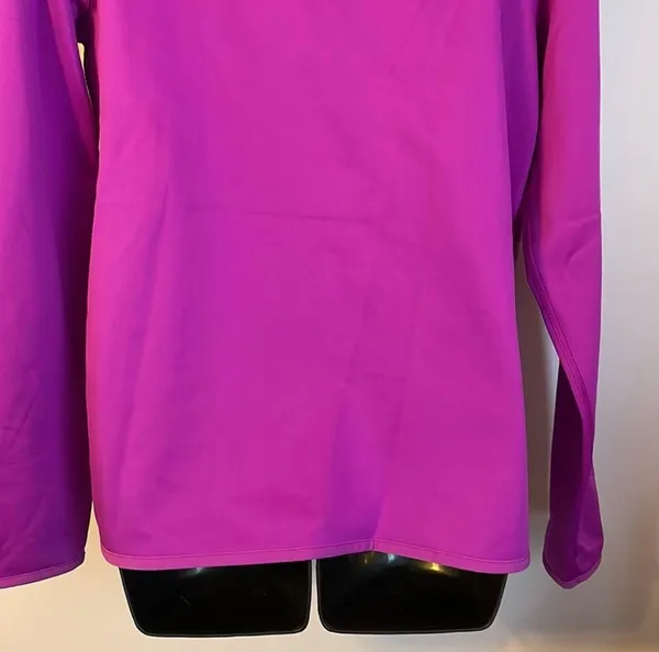 Therma Fit Purple Hoodie Higher neckline Embroidered Logo size M - Image 13