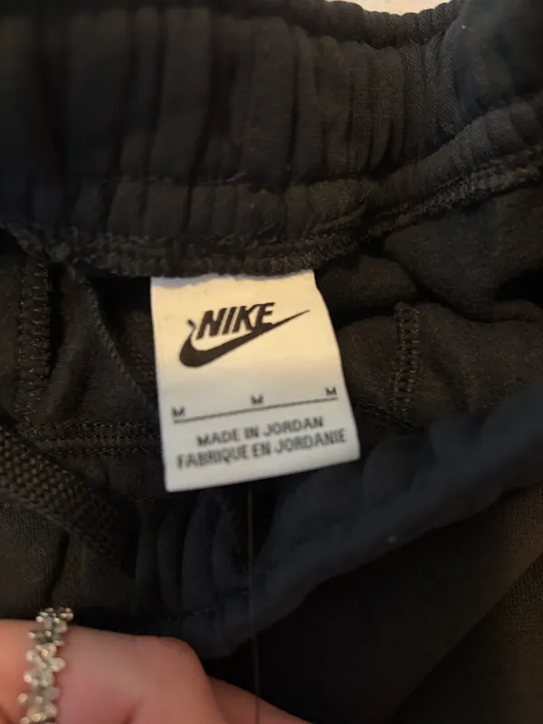BNWT Nike men’s black training joggers - Image 7