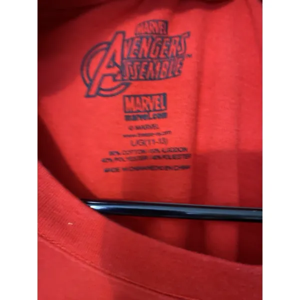 Marvel Avengers Assemble Graphic Women's Juniors Tee Shirt (Large 11/13) NEW - Image 2