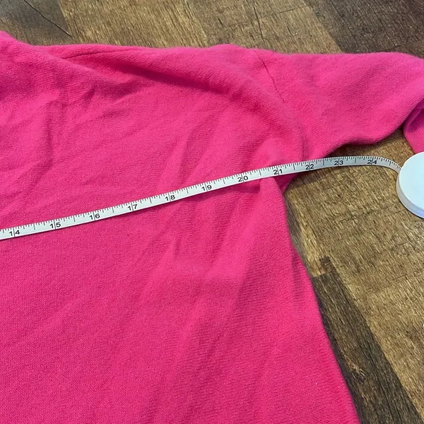 Lilly Pulitzer Hot Pink Vneck Cashmere Side Slit Sweater - Image 8