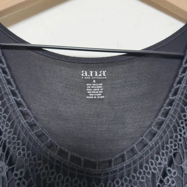a.n.a Women Maxi Dress‎ Small Black Crochet Lace Bodice Sleeveless Knit Stretch - Image 5
