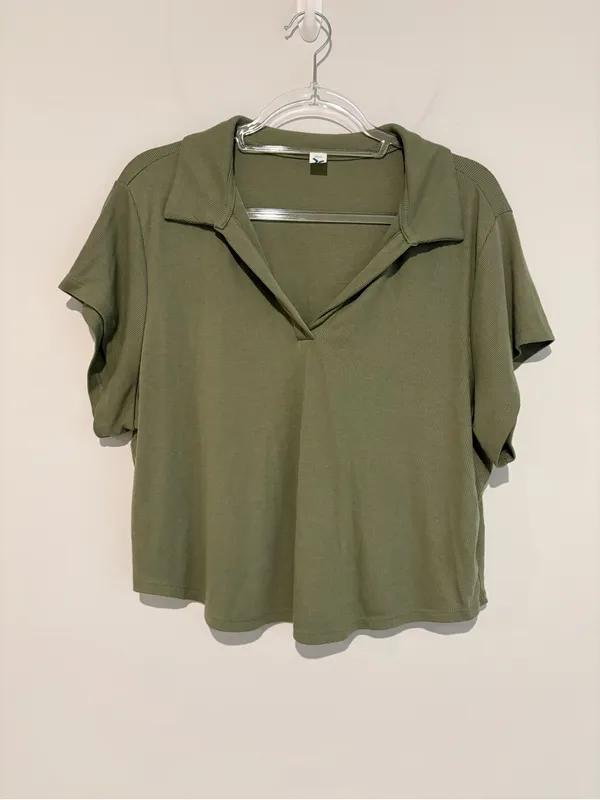 Old navy ultralite rib knit polo‎ crop top green size XXL - Image 2