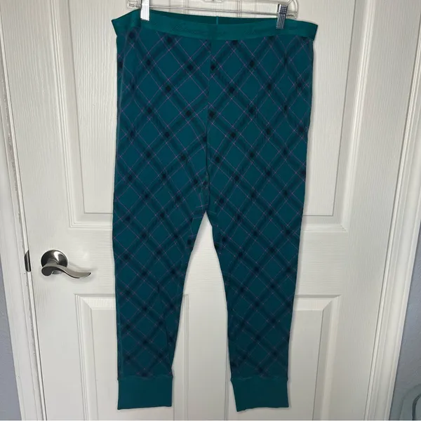Victoria’s Secret Sz XL Long Pajama Set Teal Purple Black Argyle Plaid - Image 10