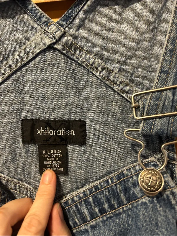 90s Xhilaration raw hem denim short overalls - Image 3