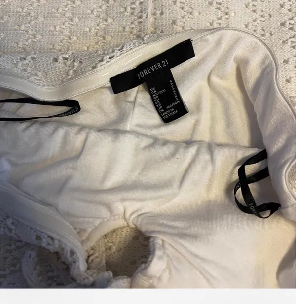 Forever 21 Dress White Crochet Lace - Image 4