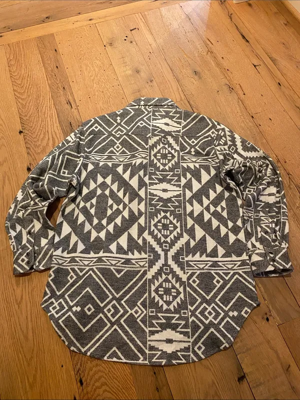 Wrangler Retro Grey Geo Boyfriend Western Snap Oversized Shirt Size SMALL - Image 11