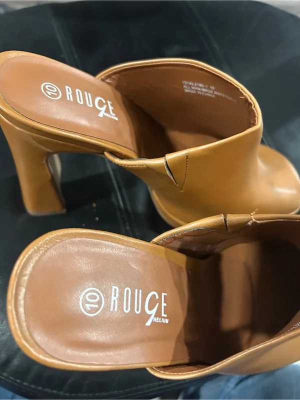 Rouge Women's Tan Leather Mule heel Slides - Image 9