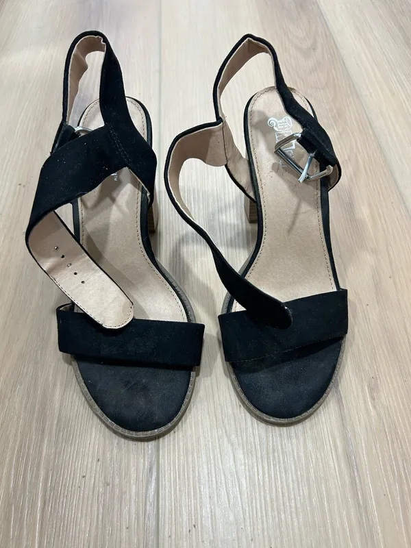 Brash Chunky Heel - Image 2