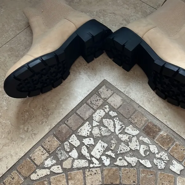 Combat boots size 8.5 - Image 4