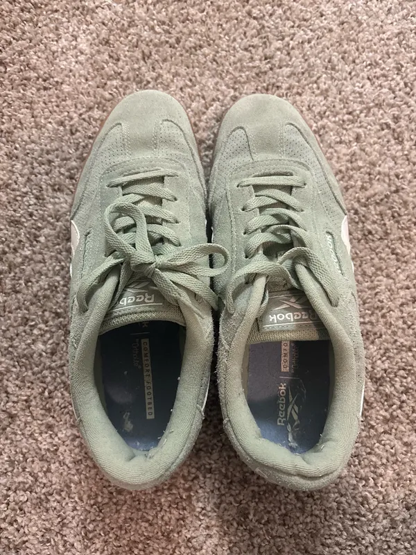Reebok Sneakers - Image 2
