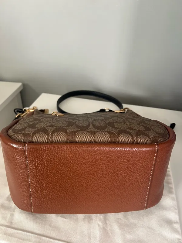 Coach Jules Hobo Bag - Image 9