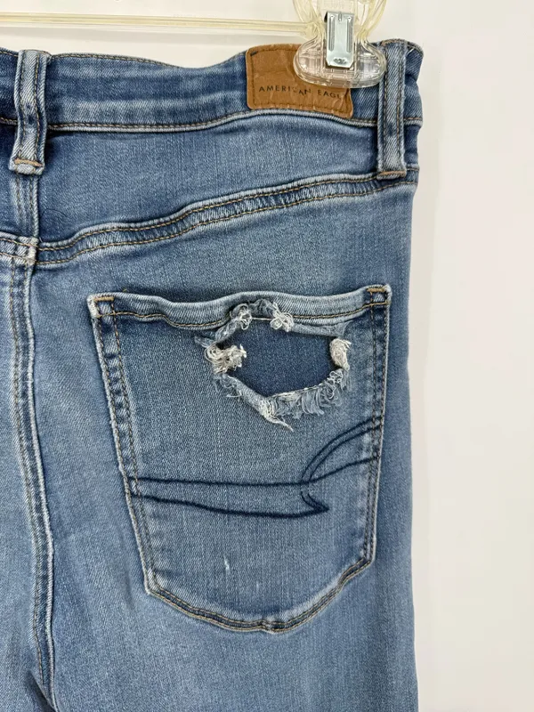 American Eagle Women Distressed High Rise Next Level Stretch Jeans 6 Regular - Image 5