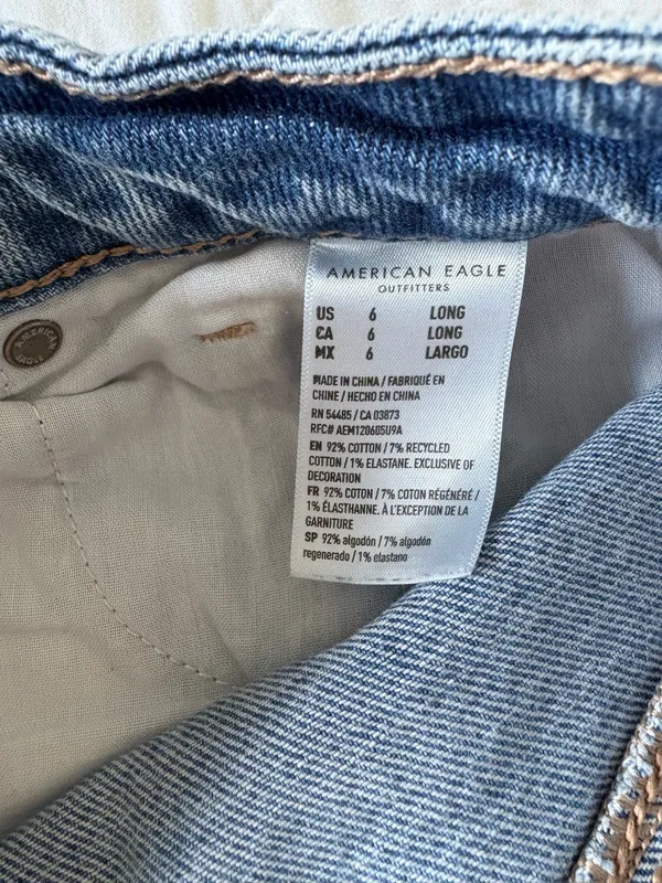 American Eagle Jeans Ripped Mom - Image 5