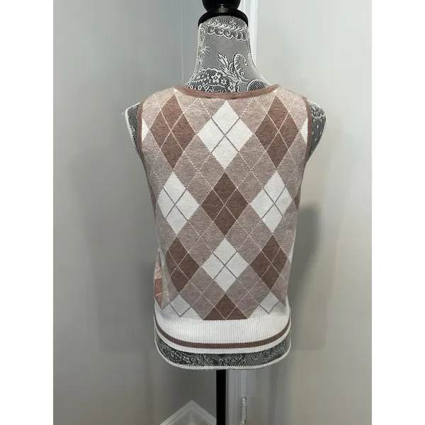 NWOT Sioni Women's M Dusty Pink Argyle Sleeveless Pullover Square Neck Sweater - Image 2