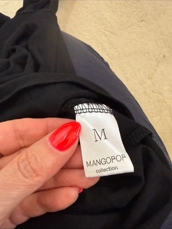 Mangopop Black Long Sleeve Mock Neck Turtleneck Bodysuit Size Medium - Image 7