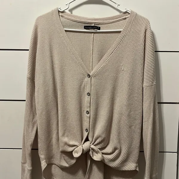 Abercrombie Cream Button Down Sweater - Image 2