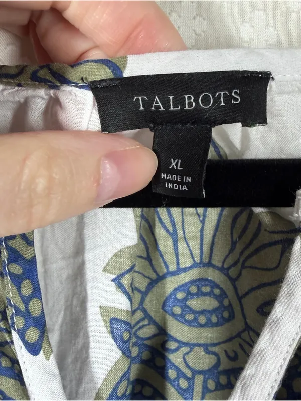 Talbots White Blue Green Floral Eyelet Cotton V Neck Top - Image 4