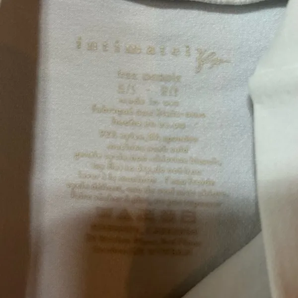 Free people Tshirt - Image 2