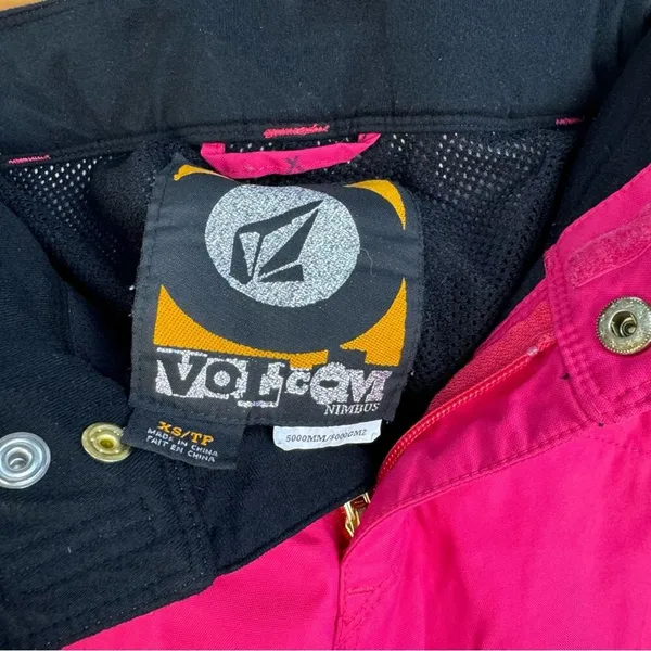 Volcom Carbon Waterproof Snow Pants Women’s Size X-Small Bright Pink Nylon Ski - Image 10