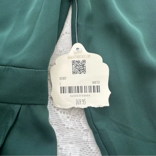NWT Hunter Green Altar’d State Dress Size Large A-Line V-Neck Style - Image 6