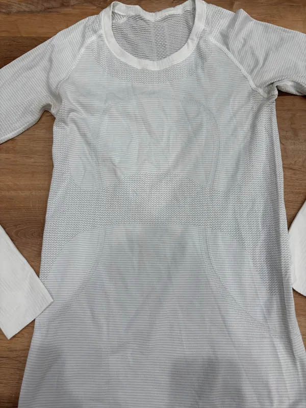 Lululemon White Swiftly Tech Long Sleeve - Image 5