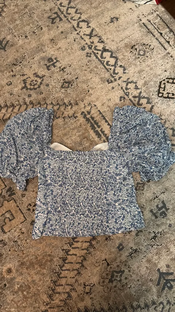 ASTR The Label Top Floral Puff Sleeve - Image 2