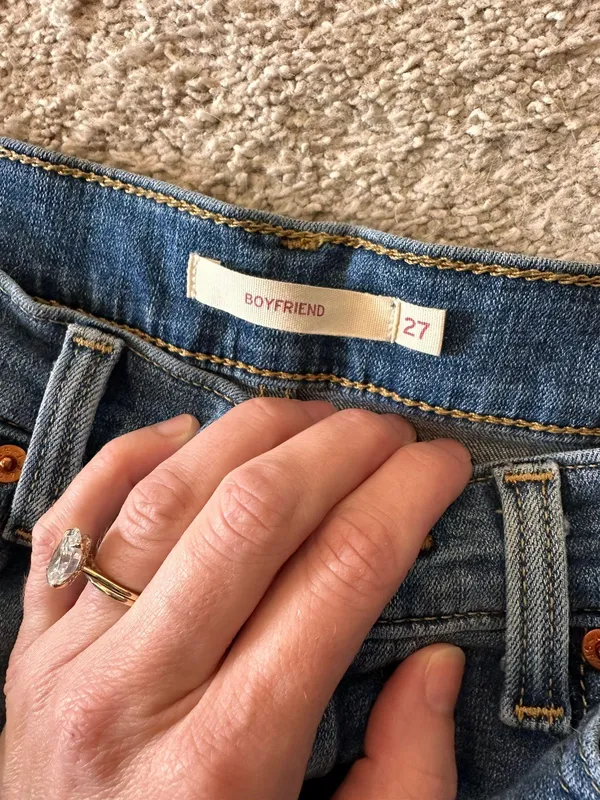 Levi's Boyfriend Jeans - Image 3