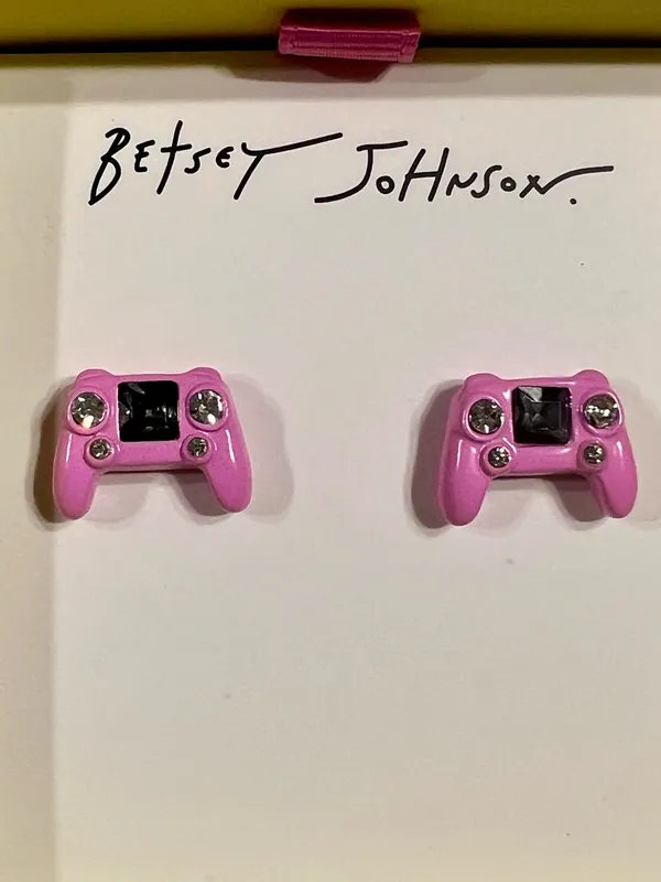 BETSEY JOHNSON Pink Game Controller Stud Earrings Gamer Girl Rhinestone Gift Box - Image 3