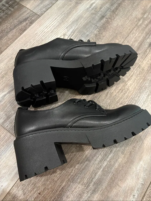 NWOB! MADDEN GIRL Trudy VEGAN LUG SOLE OXFORD 7.5 - Image 3