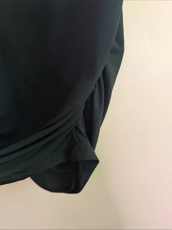 H&M Black Sleeveless Ruched Tank - Image 3