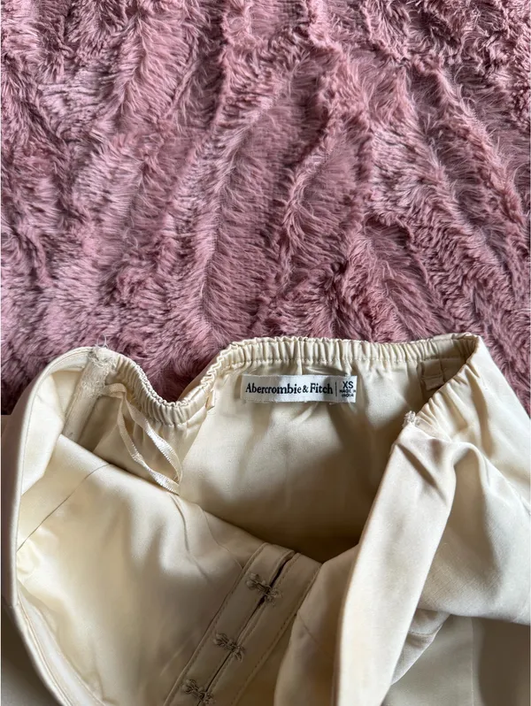 Abercrombie & Fitch Satin Top - Image 3