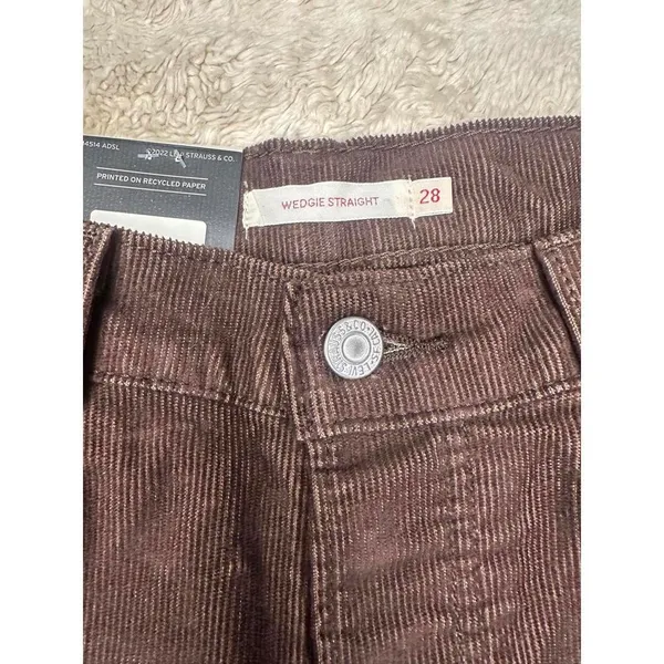 Levi's vintage-inspired button-fly Wedgie Straight corduroy pants Size 28x28 - Image 4