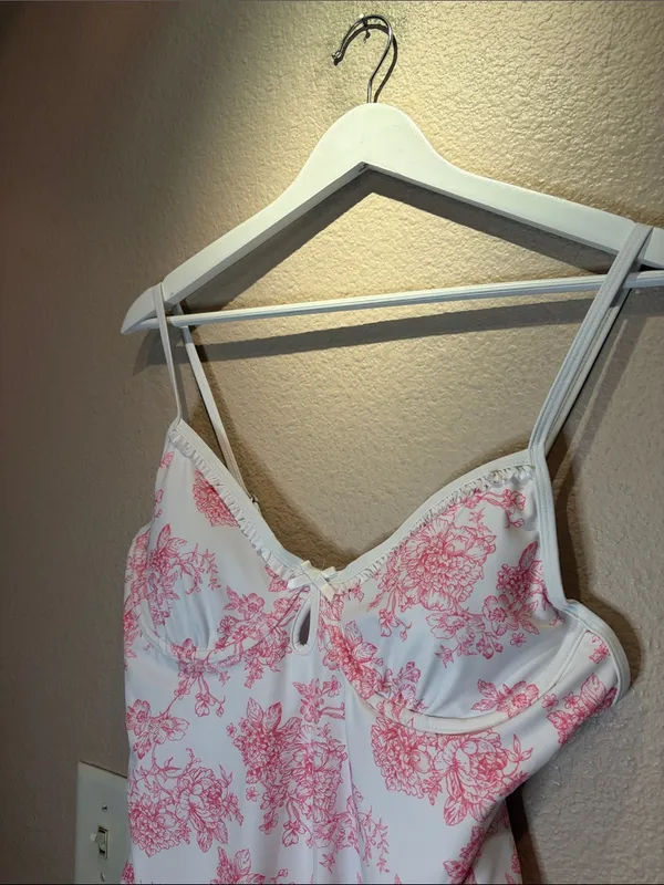 New No Boundaries Women’s Pink Toile Floral One Piece Swimsuit Large 12-14 NWOT - Image 5