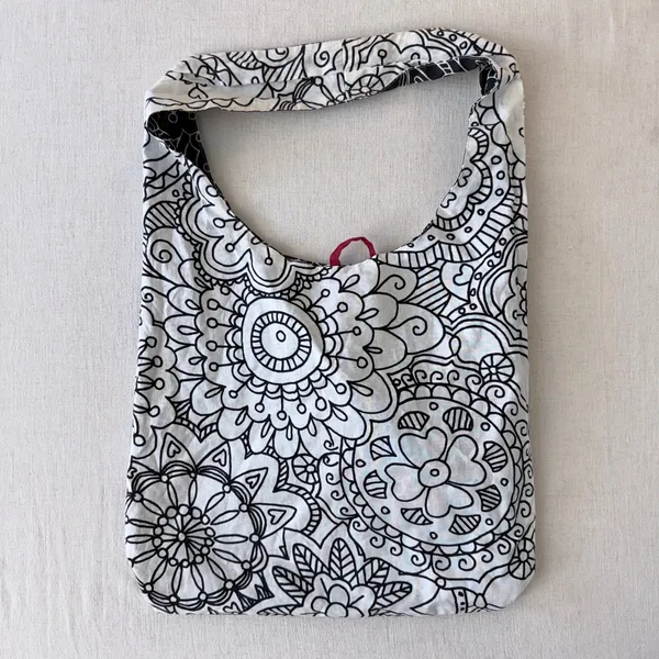 Unbranded Reversible Hobo Bag Women OS Black White Mandala Floral Tote Pouch - Image 5