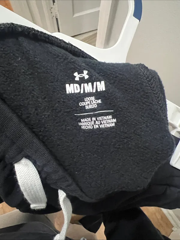 Under Armour Black Hoodie and Sweatpants with White Logo - Image 8