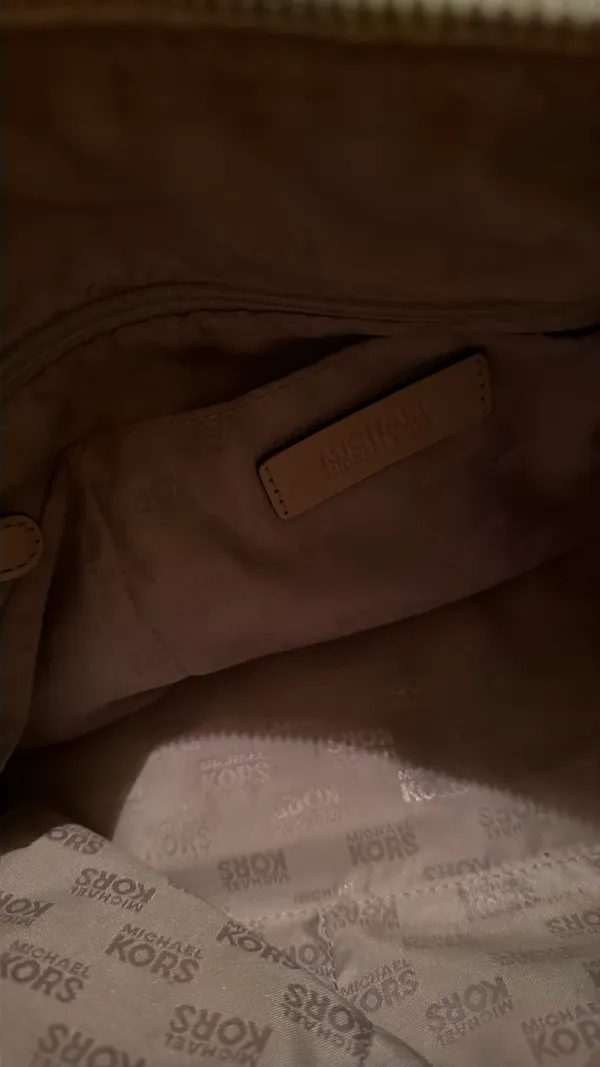 Michael Kors Purse With Wallet - Image 3