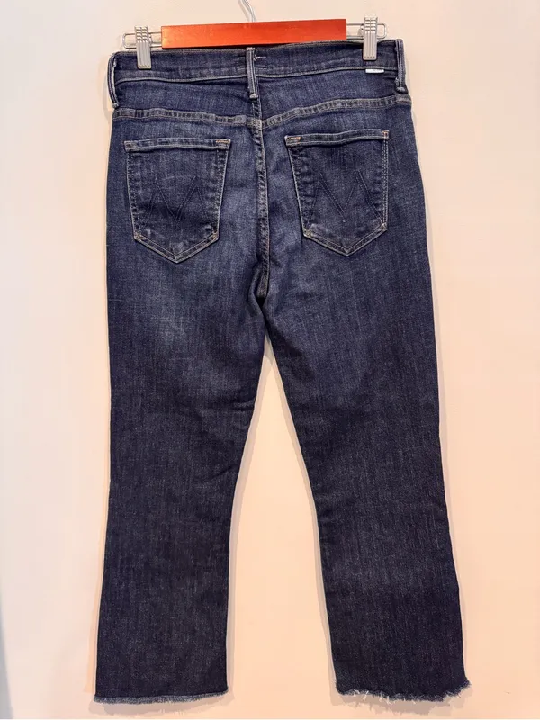 MOTHER The Insider Crop Step Fray Jeans - Dark Wash 29 - Image 6