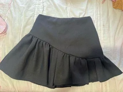 Black Ruffle Hem Women's Skirt - Image 2