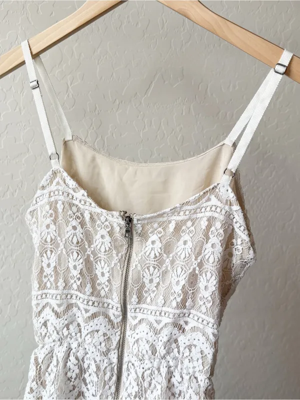 Alice + Olivia Cassia Lace Romper Sleeveless Ivory - Image 5