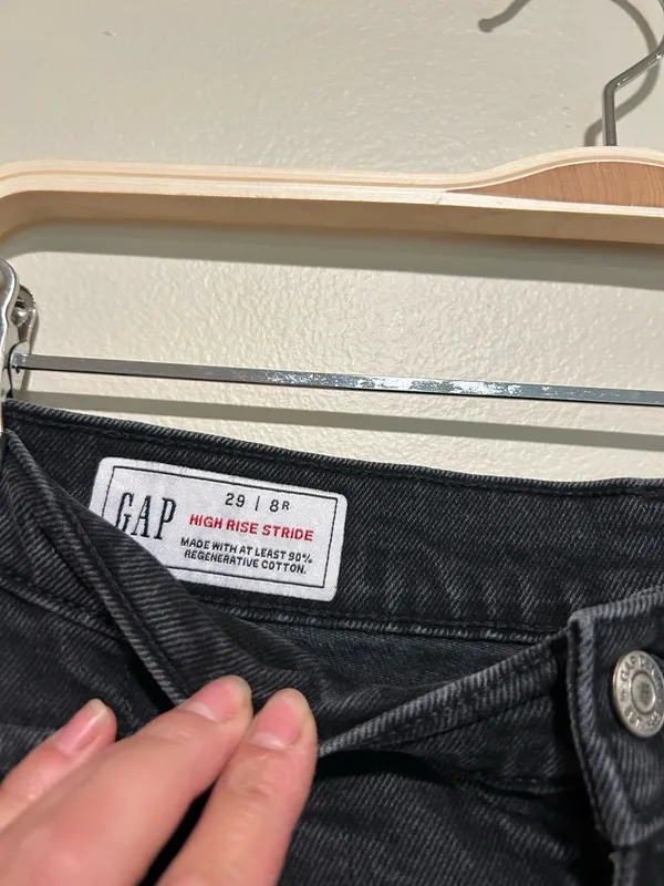 Gap High-Rise Stride Jeans - Image 4