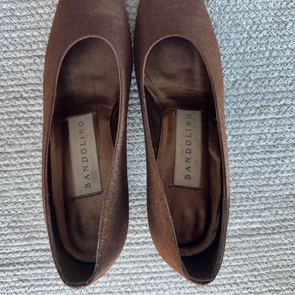 Bandolino Iridescent Copper Brown Gold Embellished Pumps Heels Size 7.5 - Image 7