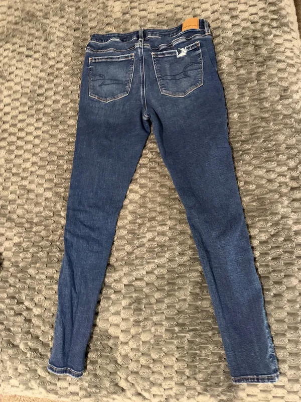 American Eagle Jeans - Image 3