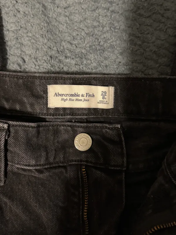 Abercrombie Jeans - Image 3