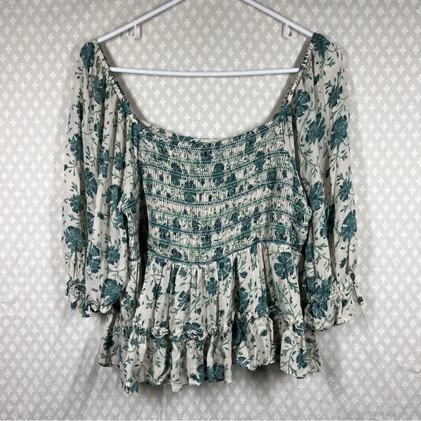 American Eagle Green White Floral Smocked Puff‎ Sleeve Top - Image 5