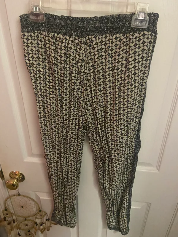 American Eagle Outfitters Lounge Pants - Image 3
